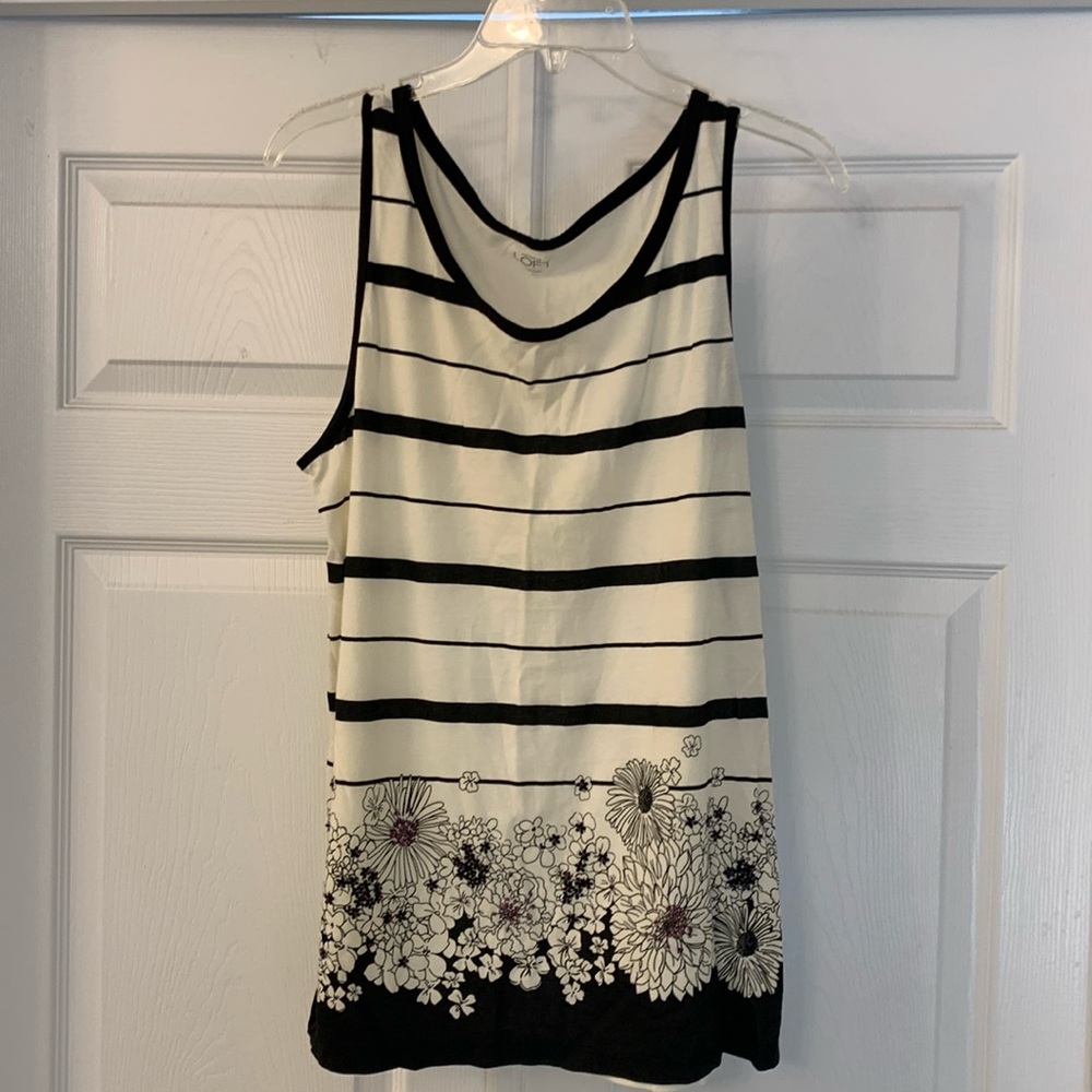 Loft embellished tank. Size large. New with tags